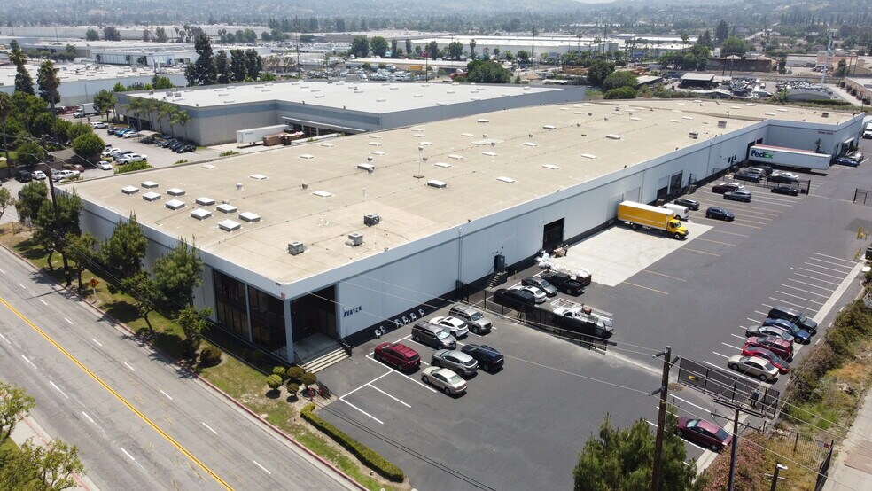 More Photos Of 15110-15120 Don Julian Rd, City of Industry Warehouse For Lease