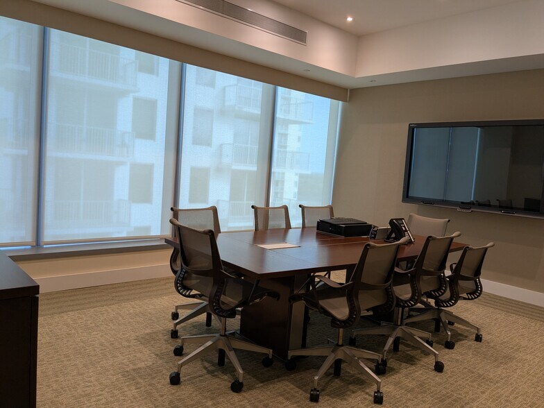 More Photos Of 8950 SW 74th Ct, Miami Office For Sale