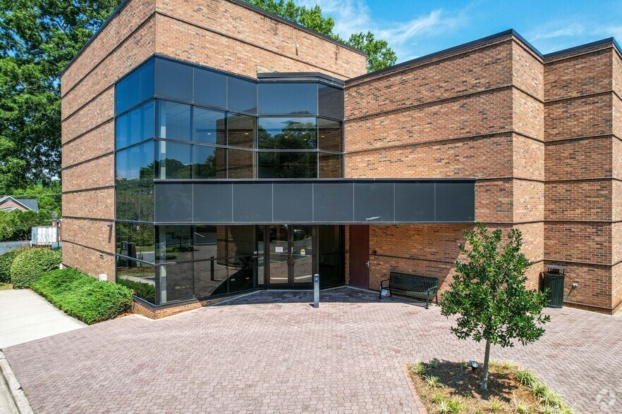 More Photos Of 1901 Brunswick Ave, Charlotte Office For Lease