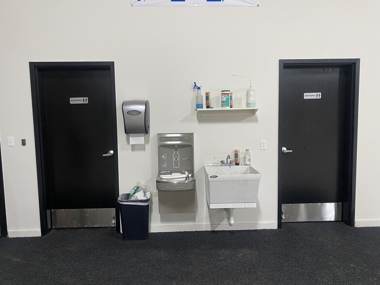 More Photos Of 11160 S 225th East Ave, Broken Arrow Warehouse For Sale