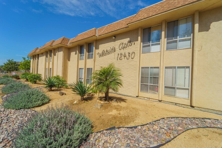 More Photos Of 12430 Oak Knoll Rd, Poway Apartments For Sale