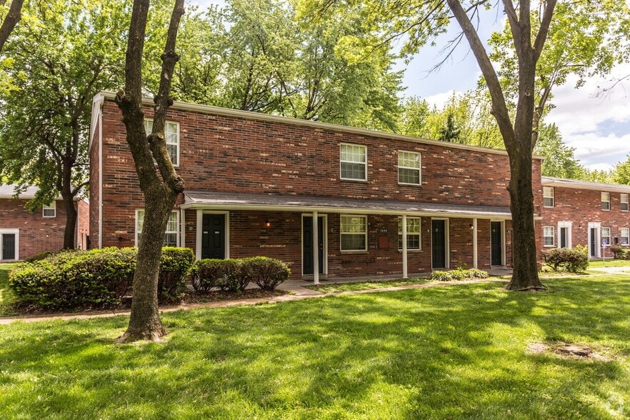 More Photos Of 1624 Northwinds Estates Dr, Saint Louis Apartments For Sale