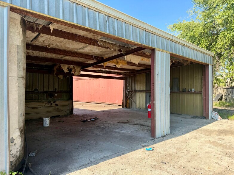 More Photos Of 1101 Albright Rd, Sanford Industrial For Lease