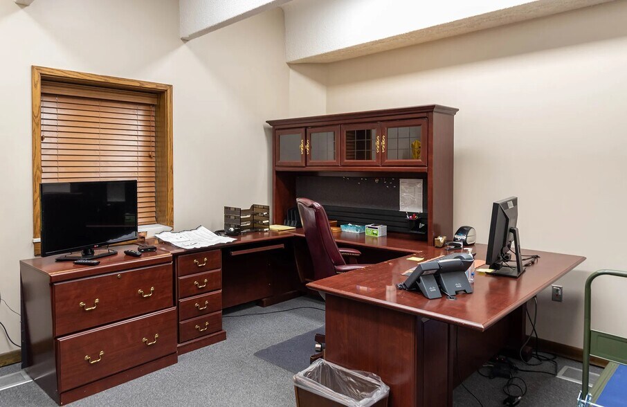 More Photos Of 2270 Ashland Ave, Toledo Lodge Meeting Hall For Sale