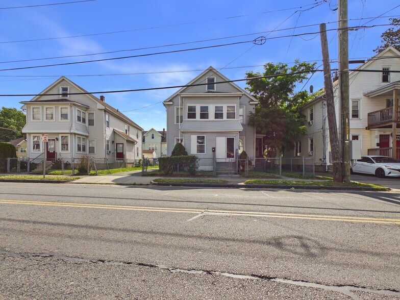 More Photos Of , Springfield Multifamily For Sale