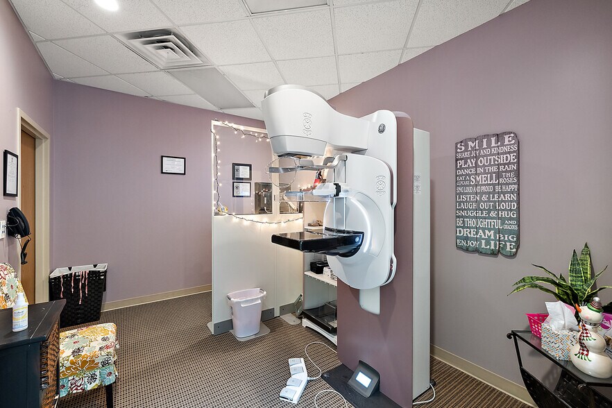 More Photos Of 1794 N Lapeer Rd, Lapeer Medical For Sale