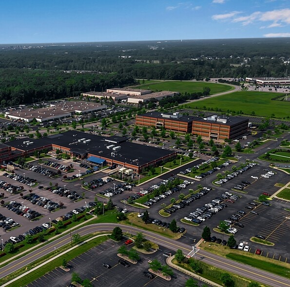 More Photos Of 540 CrossPoint Pky, Getzville Unknown For Lease