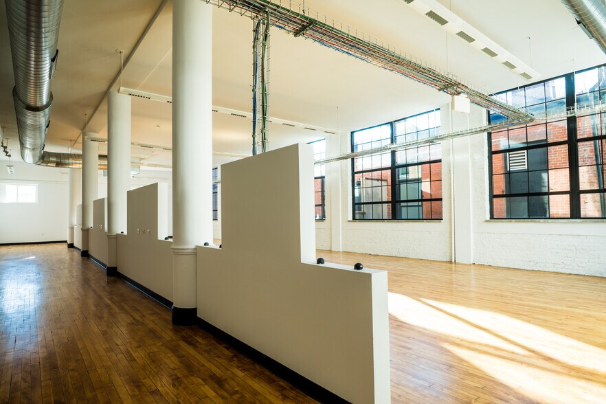 More Photos Of 226 Walnut St, Philadelphia Loft Creative Space For Lease