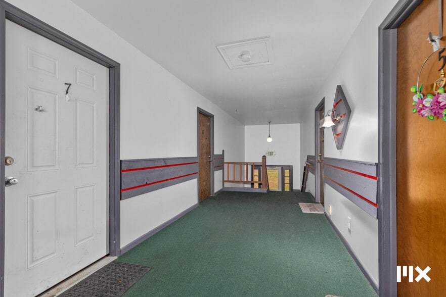 More Photos Of 100 Taylor St, Coldwater Apartments For Sale