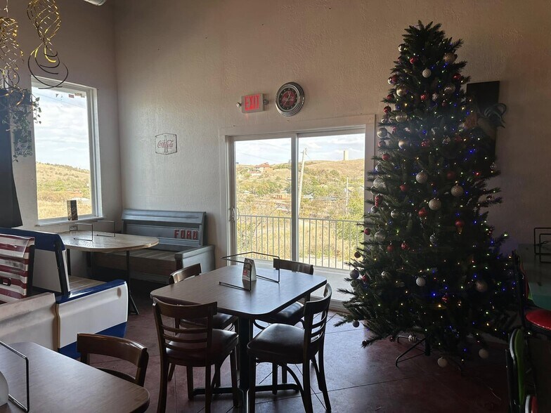 More Photos Of 18377 State Highway 49 & 18407 State Highway 49, Medicine Park Freestanding For Sale