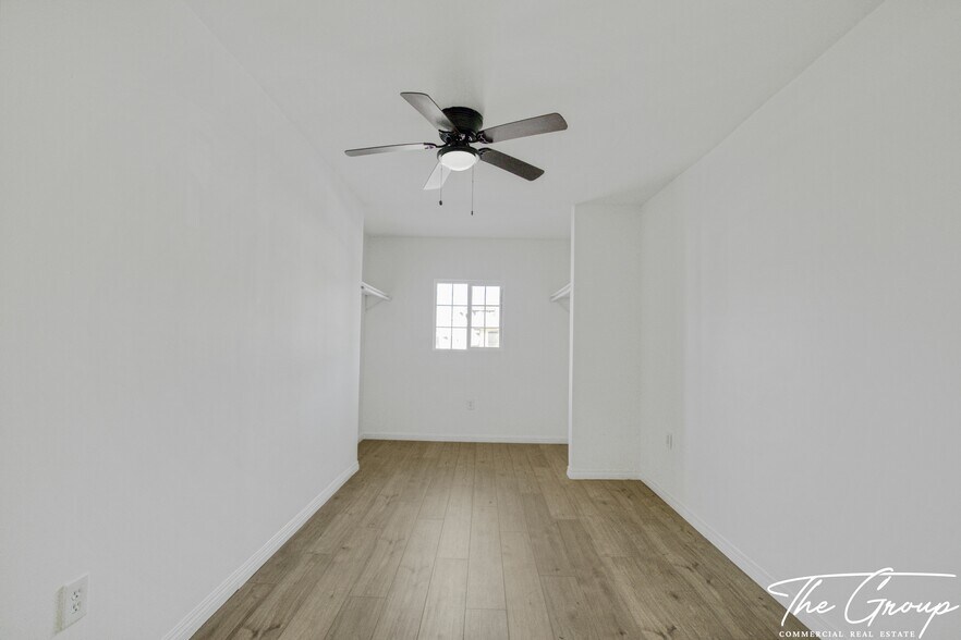 More Photos Of 856 W 47th St, Los Angeles Multifamily For Sale