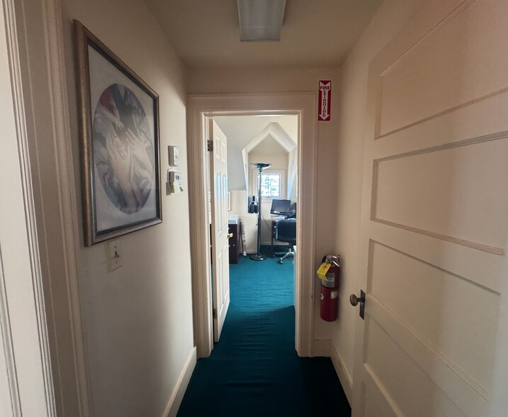 More Photos Of 62 Bowman Ave, Rye Town Office For Lease