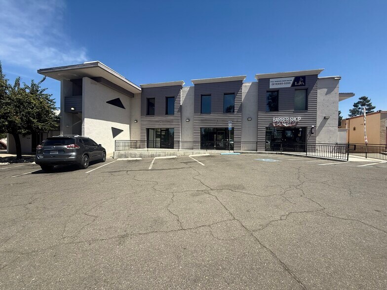 More Photos Of 2124-2139 Arnold Way, Alpine Office For Lease