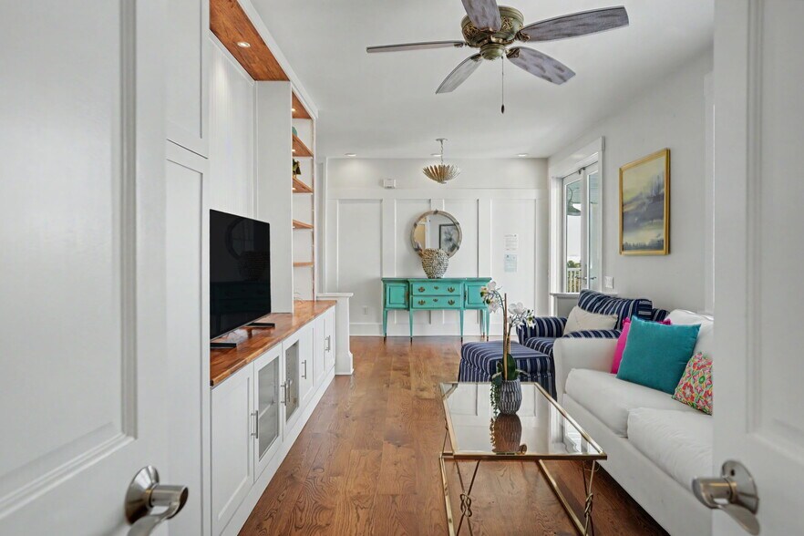 More Photos Of 8 Sandlewood Ct, Tybee Island Specialty For Sale