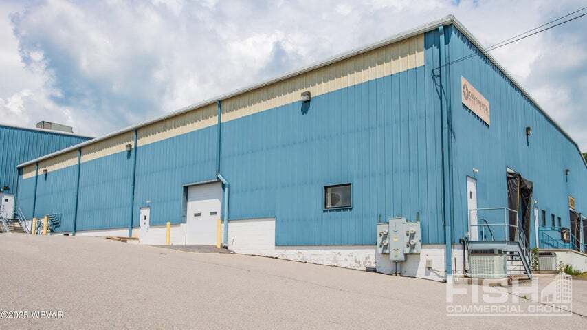 More Photos Of 2925 W 4th St, Williamsport Manufacturing For Lease