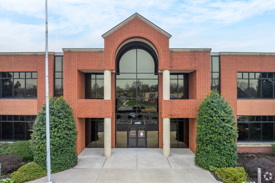More Photos Of 4139 Oregon Pike, Ephrata Office For Lease