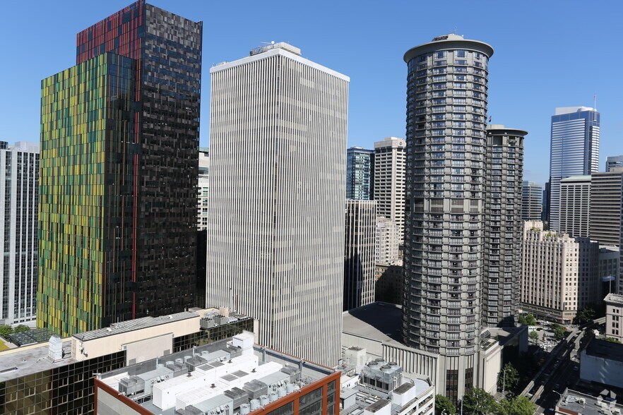 More Photos Of 2105 5th Ave, Seattle Apartments For Lease