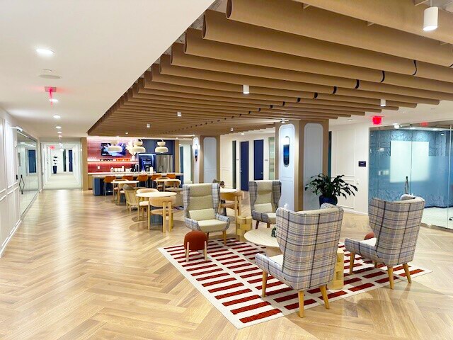 More Photos Of 1750 Tysons Blvd, McLean Coworking Space