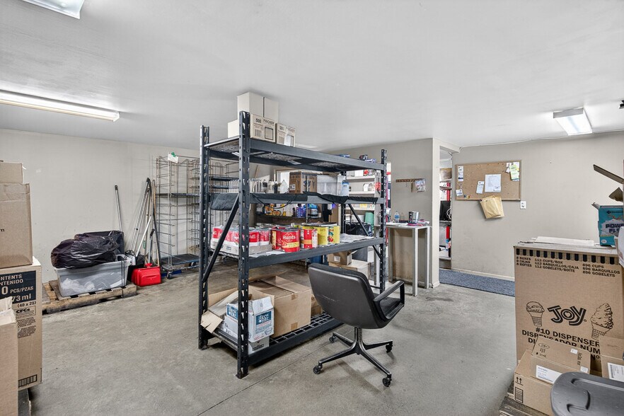 More Photos Of 60200 Southgate Rd, Byesville General Retail For Sale
