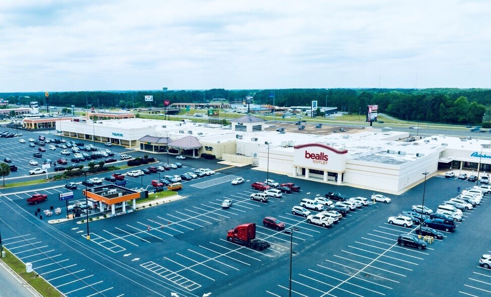 Primary Photo Of 458 Virginia Ave N, Tifton Unknown For Lease