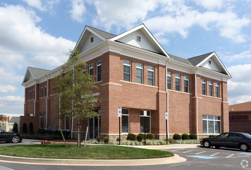 More Photos Of 11825 W Market Pl, Fulton Office For Lease