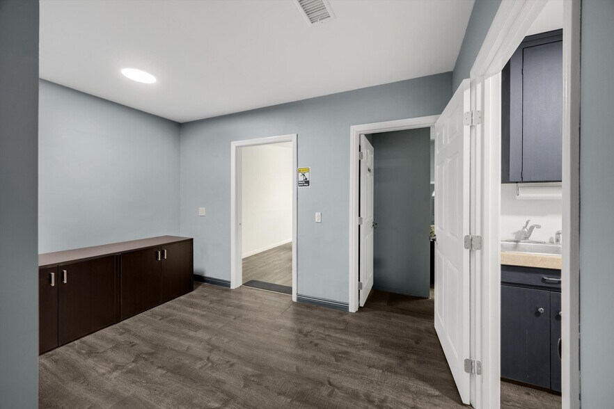 More Photos Of 126 N Euclid St, Fullerton Office Residential For Sale