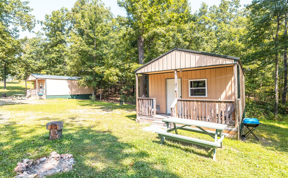 More Photos Of 11726 Highway K, Jadwin Hotel For Sale