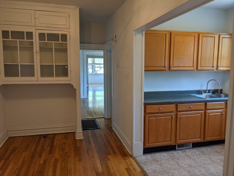 More Photos Of 1100 Louisville Ave, Saint Louis Multifamily For Sale