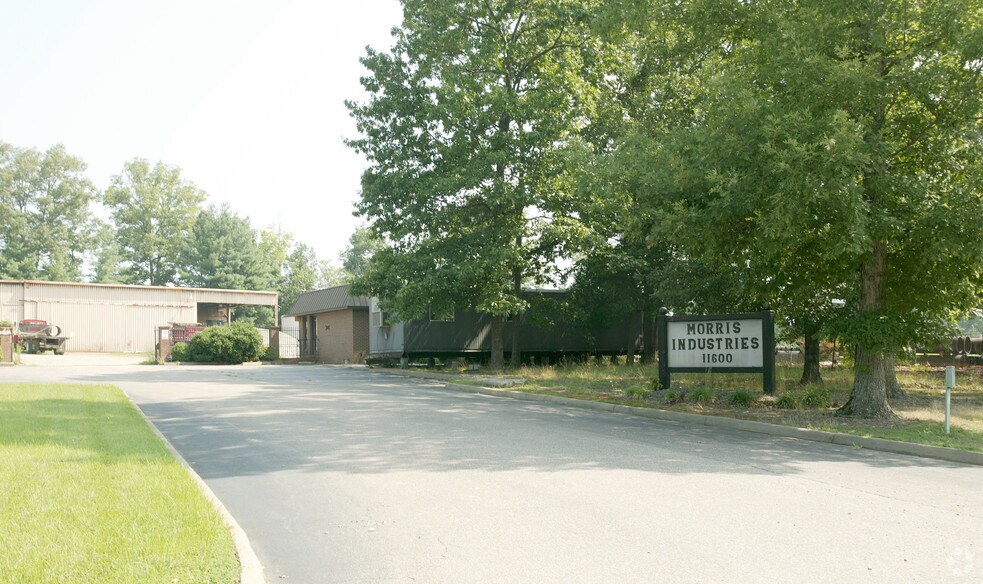 More Photos Of 11600 Grove Park Ct, Midlothian Warehouse For Lease