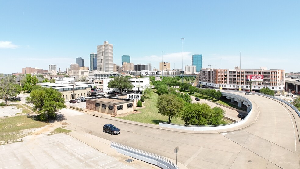 More Photos Of 1415 Ballinger St, Fort Worth Office For Sale