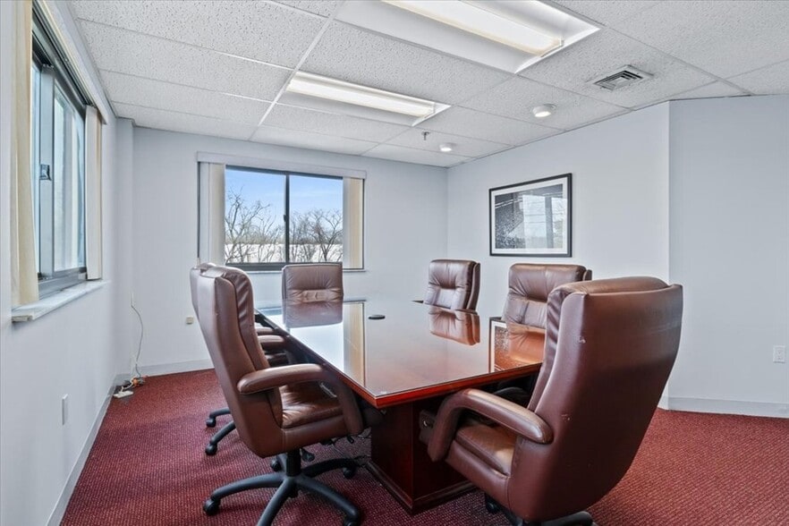 More Photos Of 30 Eastbrook Rd, Dedham Loft Creative Space For Sale