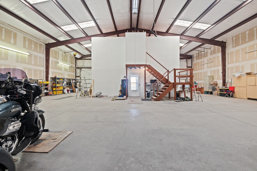 More Photos Of 1923 Courtwright Rd, Mohave Valley Warehouse For Sale
