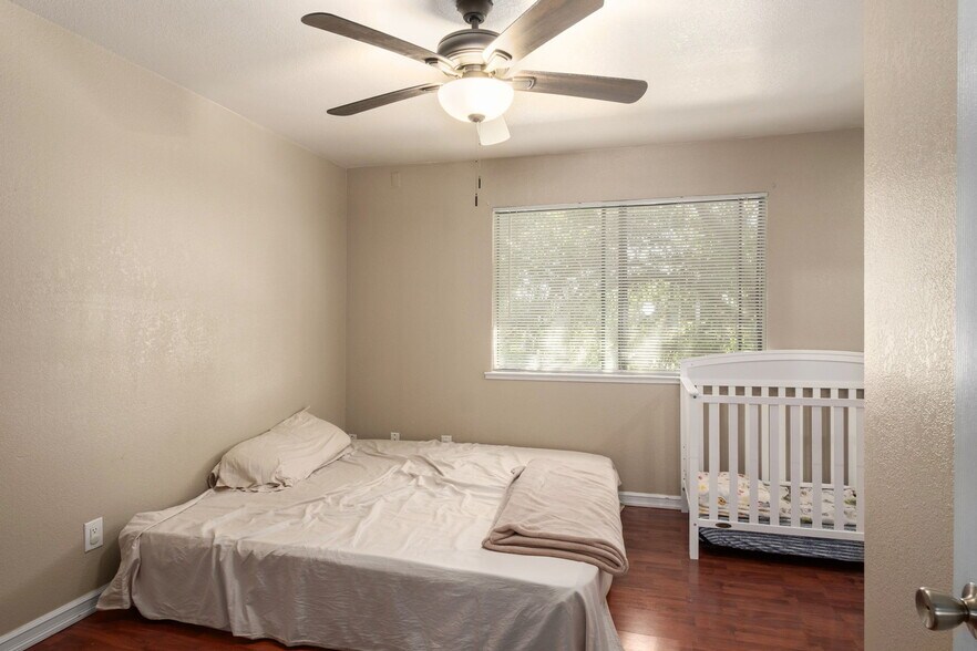 More Photos Of 4308 E Woodward Ave, Fresno Apartments For Sale