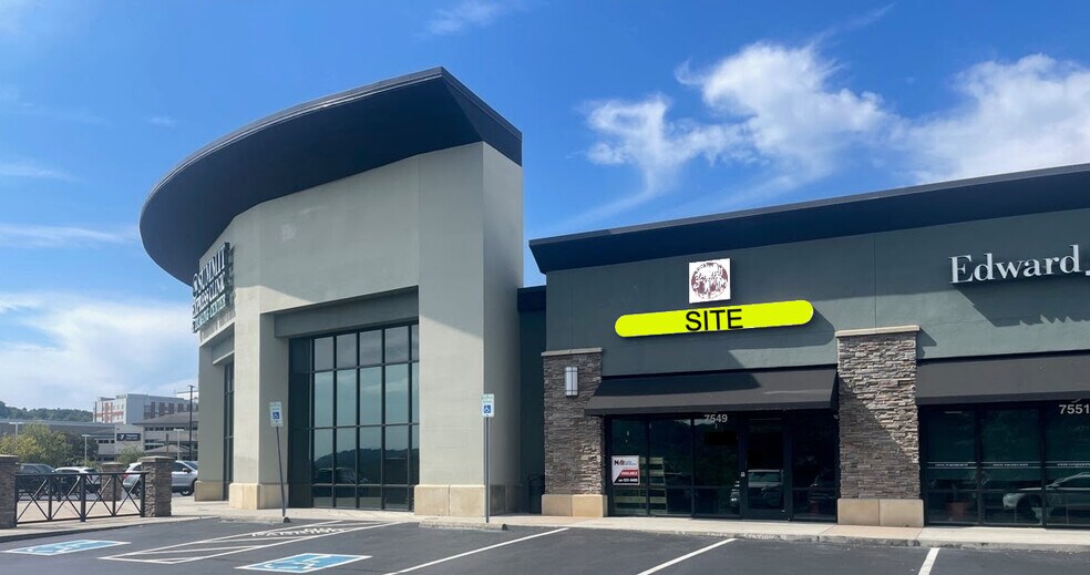 More Photos Of 7531-7569 Barnett Way, Powell Freestanding For Lease