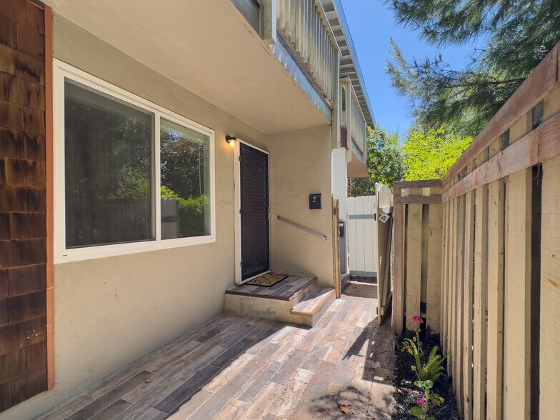 More Photos Of 205 Muir Rd, Martinez Apartments For Sale