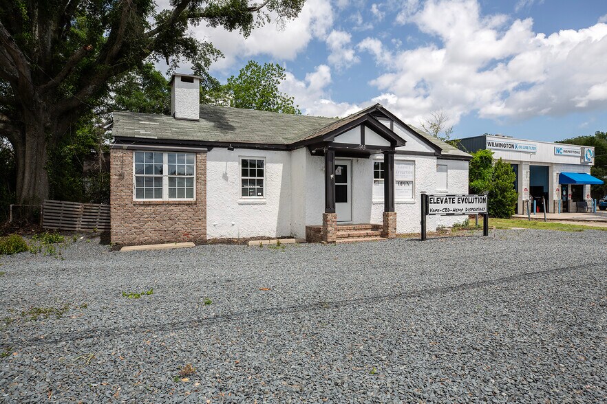 Primary Photo Of 511 Shipyard Blvd, Wilmington Office For Sale