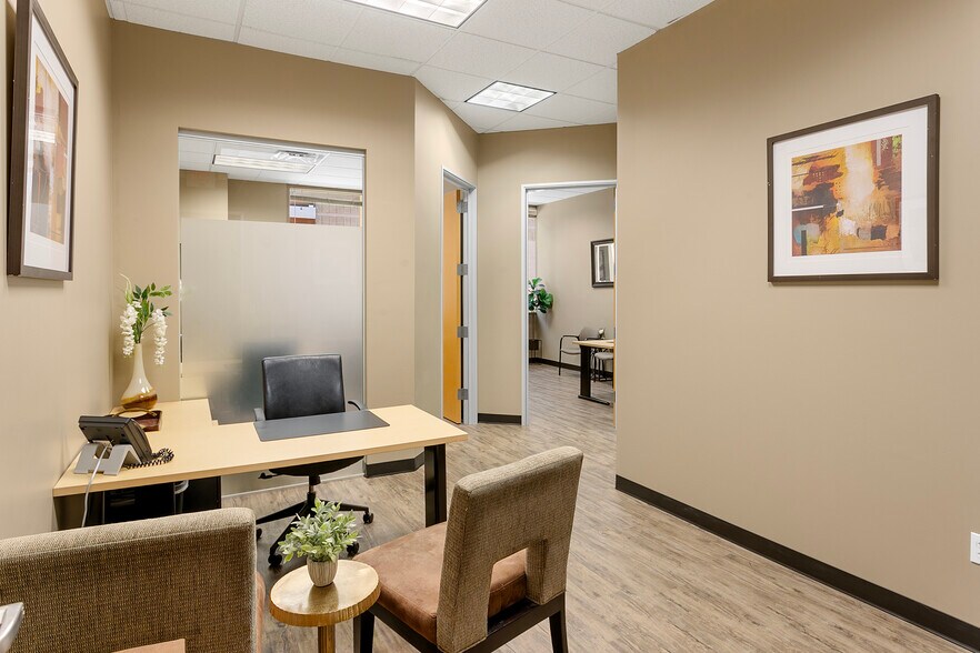 More Photos Of 9375 E Shea Blvd, Scottsdale Coworking Space