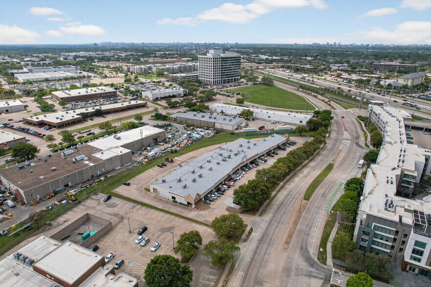 More Photos Of 1720-1748 N Greenville Ave, Richardson Light Manufacturing For Sale