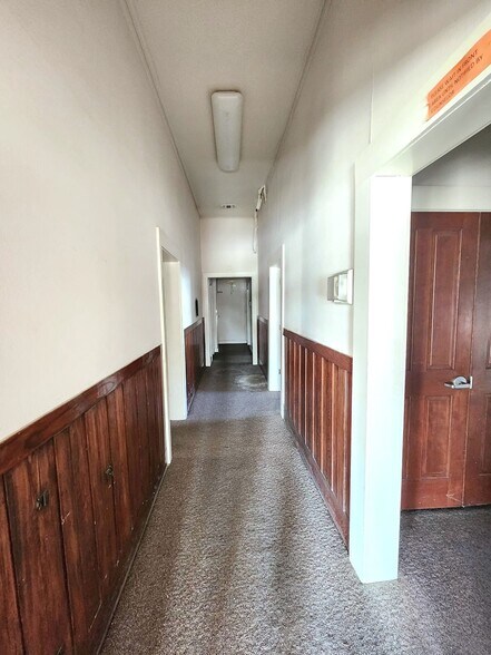 More Photos Of 1249 S Saint Marys St, San Antonio Office Residential For Sale