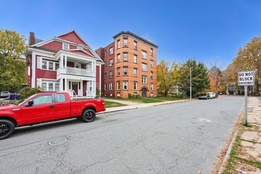 More Photos Of 19 Warner St, Springfield Apartments For Sale