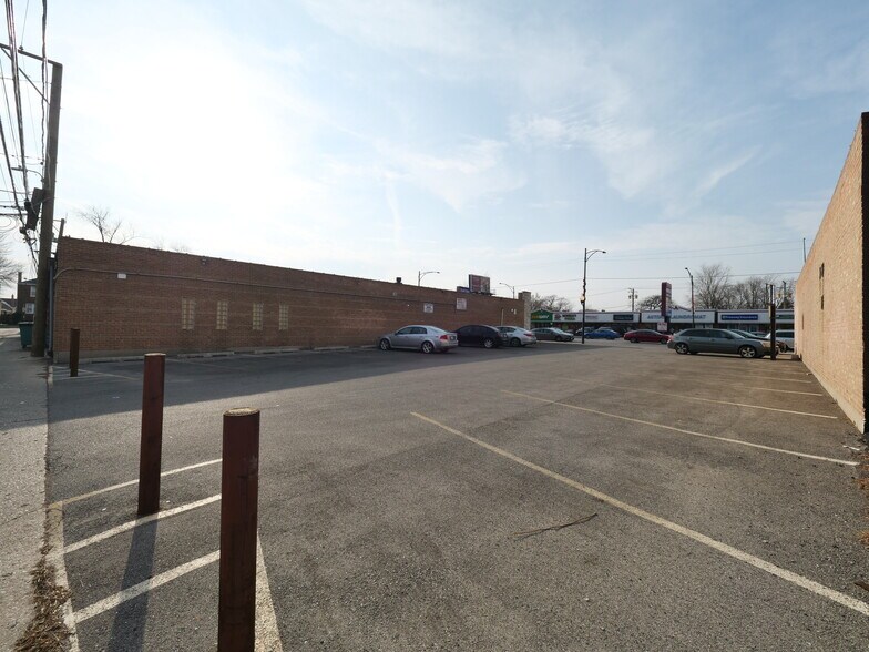 More Photos Of 6441-6453 S Pulaski Rd, Chicago General Retail For Sale