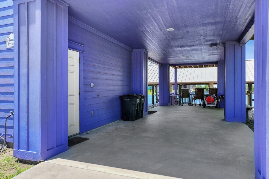 More Photos Of 2207 Nelson Avenue, Port Bolivar Healthcare For Sale