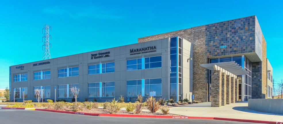 Primary Photo Of 990 Reserve Dr, Roseville Coworking Space