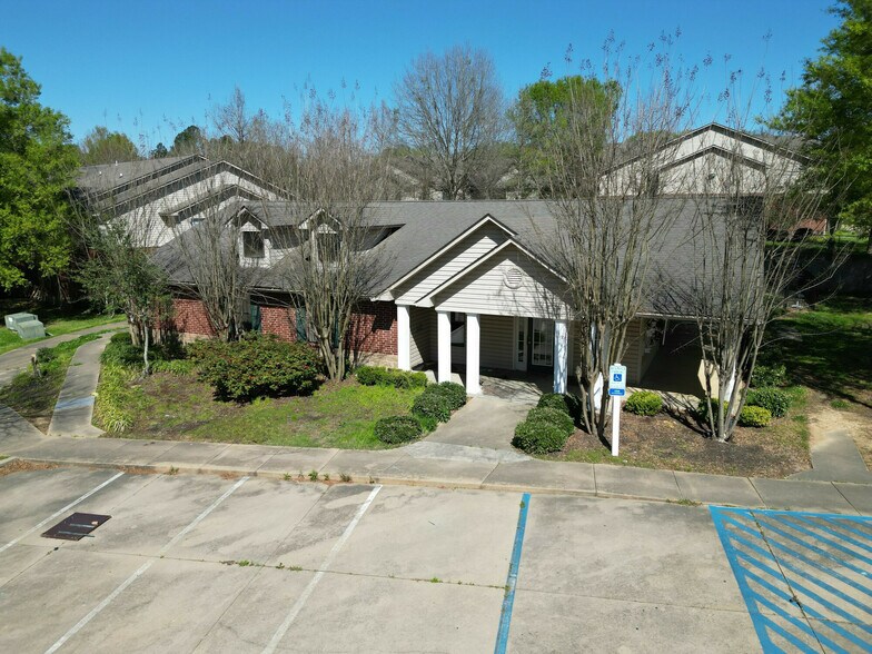 More Photos Of 1636 Raymond Rd, Jackson Apartments For Sale