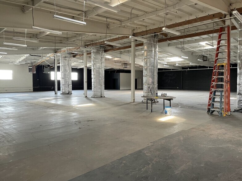 More Photos Of 4747 W Century Blvd, Inglewood Storefront For Lease