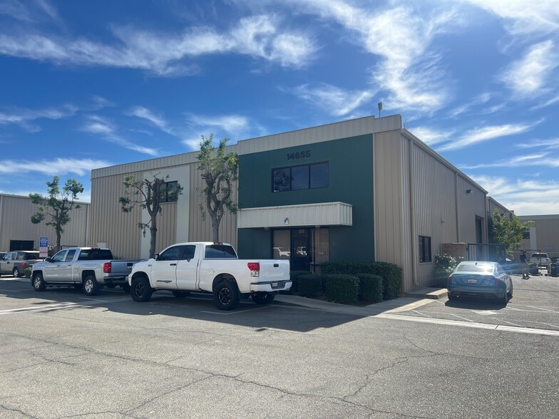 Primary Photo Of 14655 El Molino St, Fontana Warehouse For Lease