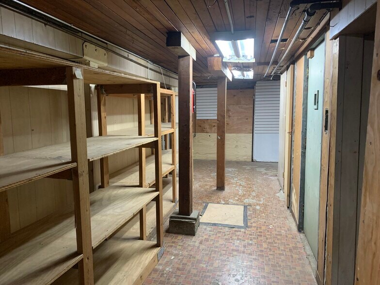 More Photos Of 736-738 Grant Ave, San Francisco Storefront Retail Office For Sale