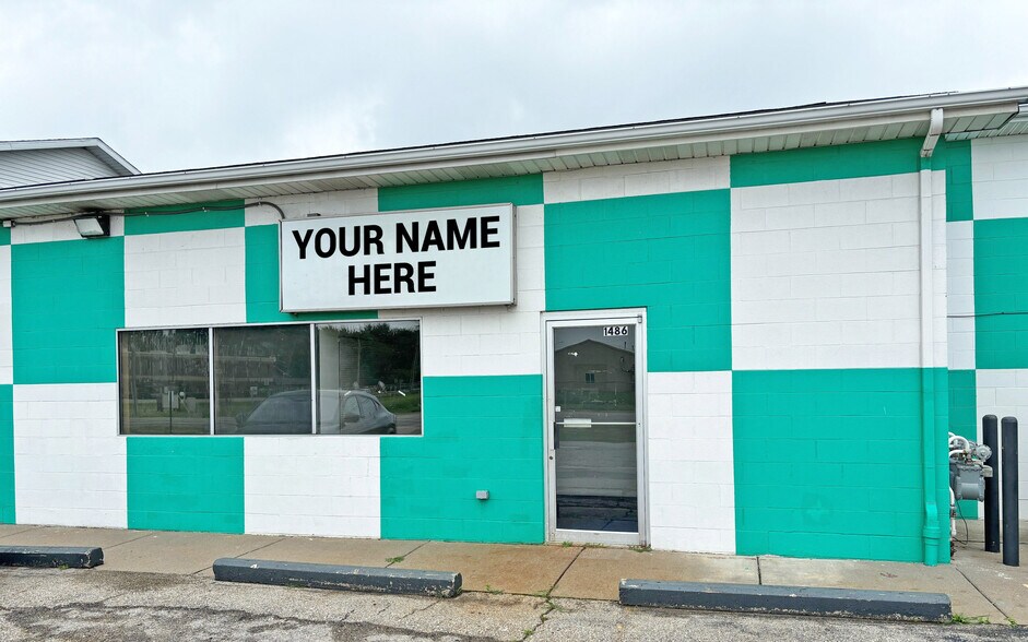 Primary Photo Of 1484-1490 Michigan Rd, Port Huron Storefront For Lease