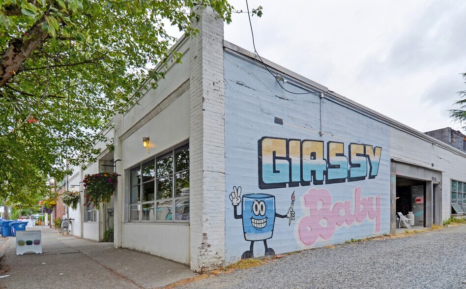 More Photos Of 3406 E Union St, Seattle Office For Sale