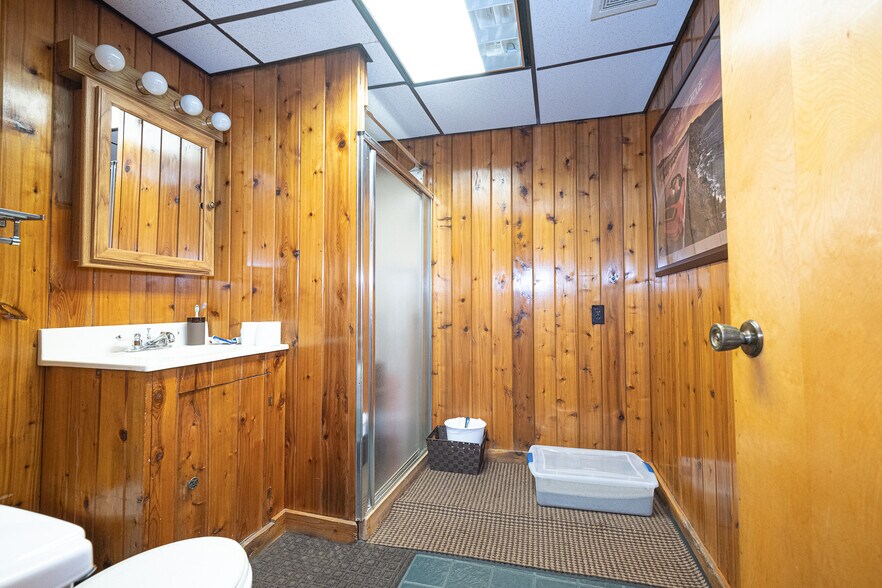More Photos Of 5700 Butler St, Pittsburgh Auto Dealership For Sale